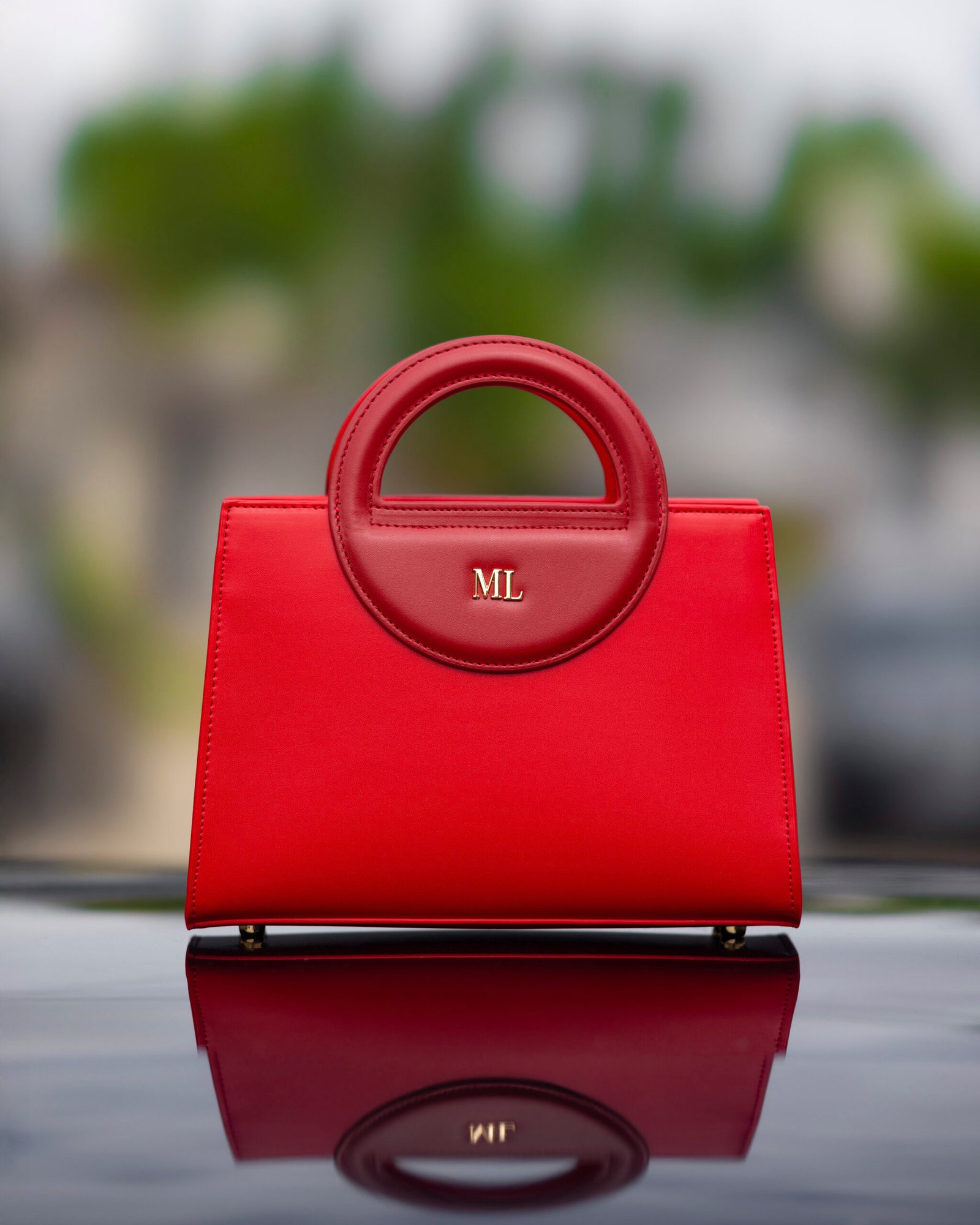 ML au féminin rouge sang